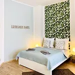 Zentrumsnahe Mit Ruhigem Balkon - 