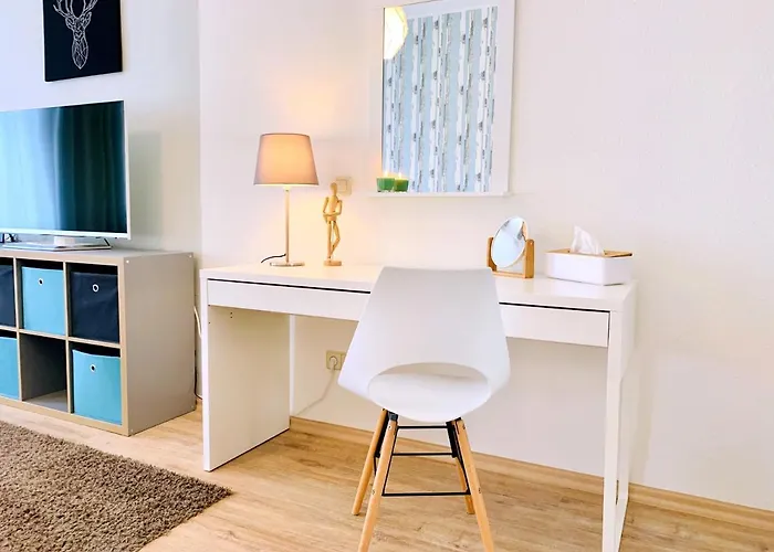 Zentrumsnahe Mit Ruhigem Balkon - 