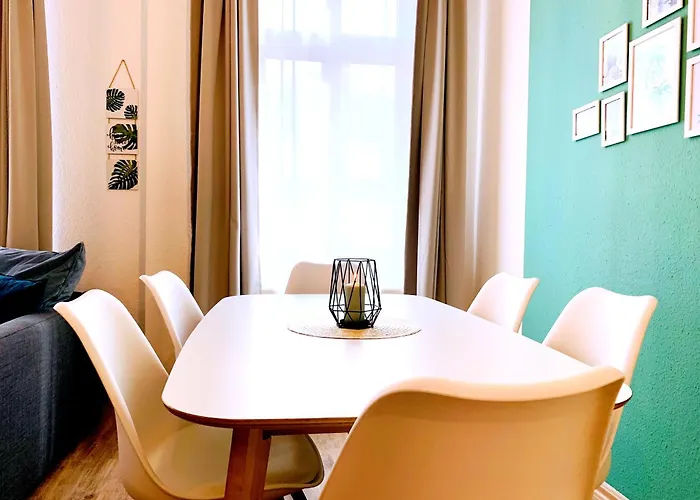 Apartment Zentrumsnahe Mit Ruhigem Balkon - 