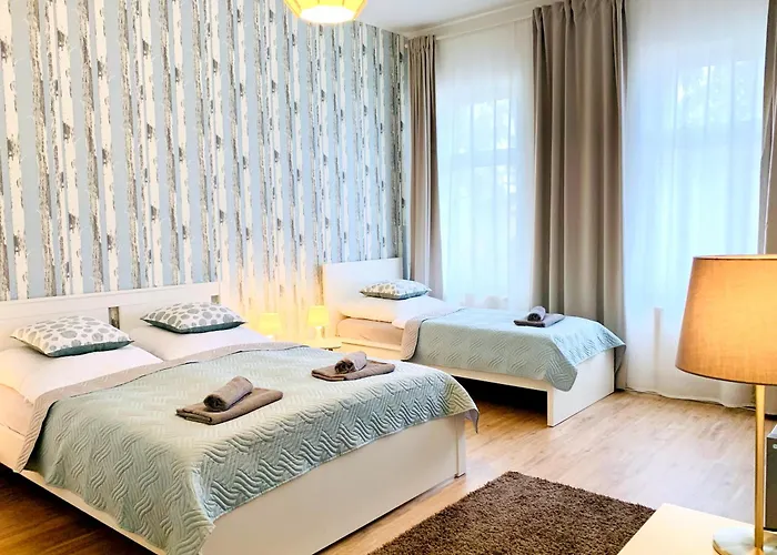 Zentrumsnahe Mit Ruhigem Balkon - 