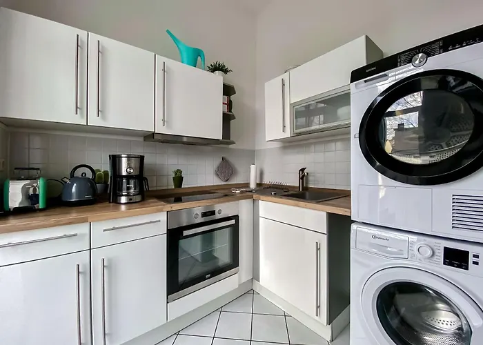 Zentrumsnahe Mit Ruhigem Balkon - 