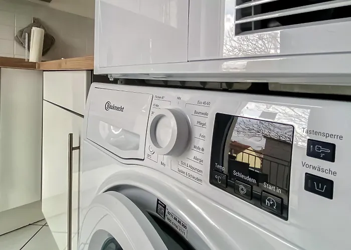 Zentrumsnahe Mit Ruhigem Balkon - 