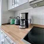 Zentrumsnahe Mit Ruhigem Balkon - 