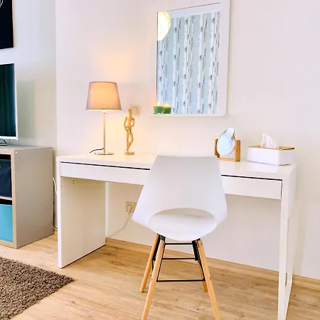 Zentrumsnahe Mit Ruhigem Balkon - 