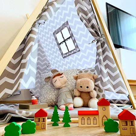 아파트 Zentrumsnahe Mit Ruhigem Balkon - 