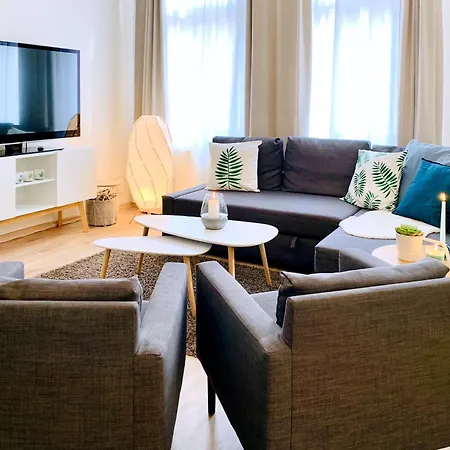 Zentrumsnahe Mit Ruhigem Balkon - 