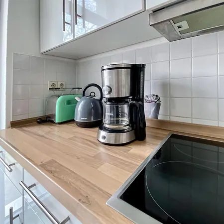Zentrumsnahe Mit Ruhigem Balkon - 